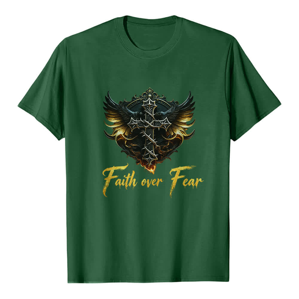 Christianartworkshop Flügel des Glaubens – Glaube statt Angst – Premium-T-Shirt - Dunkelgrün - 2XL - image 4