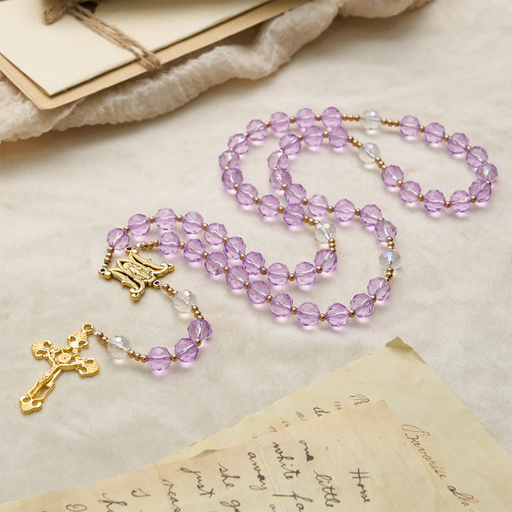 Christianartworkshop Facettierter Rosenkranz aus violettem Glas mit Marienmedaille: Symbol des göttlichen Lichts und der marianischen Gnade - image 4