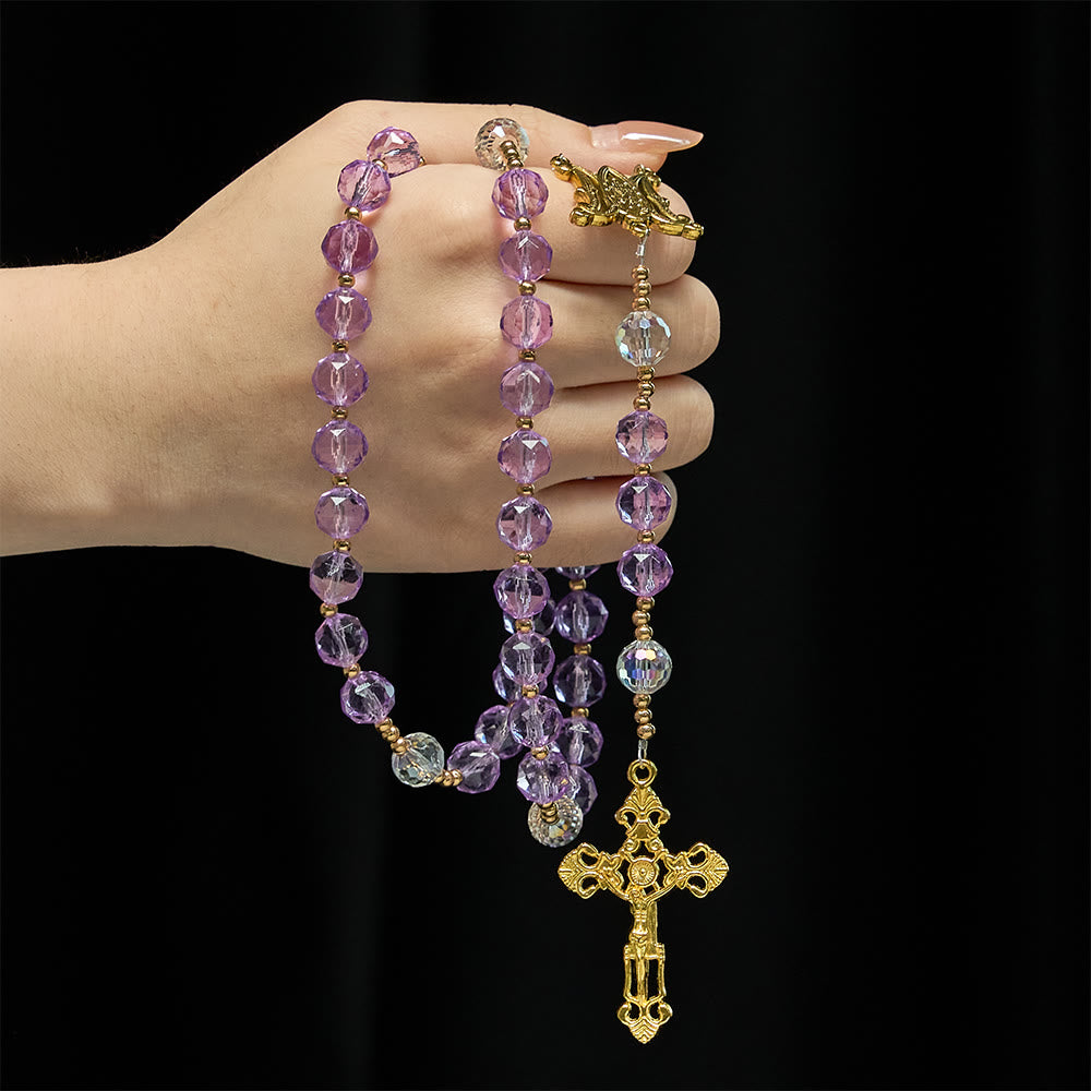 Christianartworkshop Facettierter Rosenkranz aus violettem Glas mit Marienmedaille: Symbol des göttlichen Lichts und der marianischen Gnade - image 1