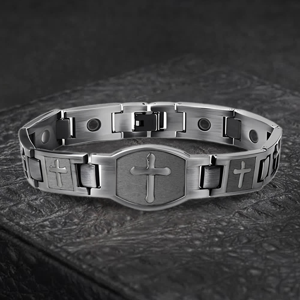 Christianartworkshop Gliederkettenarmband mit Kreuzgravur: Ein Symbol göttlicher Stärke und Glauben - Grau - image 13