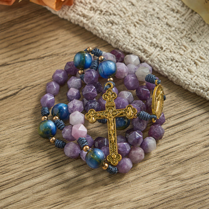 Christianartworkshop Rosenkranz aus diamantgeschliffenem violettem Lepidolith: Symbol des göttlichen Friedens und der marianischen Gnade - image 6