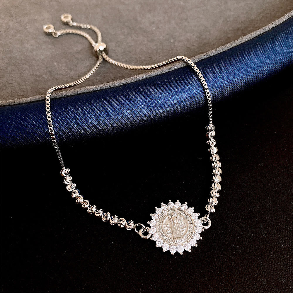 Christianartworkshop Armband mit Heiligenschein und Zirkonia-Perlen, verziert mit der Wundertätigen Medaille Unserer Lieben Frau: Symbol göttlichen Schutzes und göttlicher Gnade - image 4