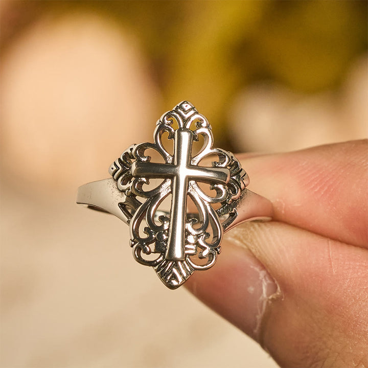 Christianartworkshop Offener Ring mit filigranem Kreuzmotiv: Ein Symbol marianischer Verehrung und göttlicher Fürsorge - Kreuzen - US 10 - image 0