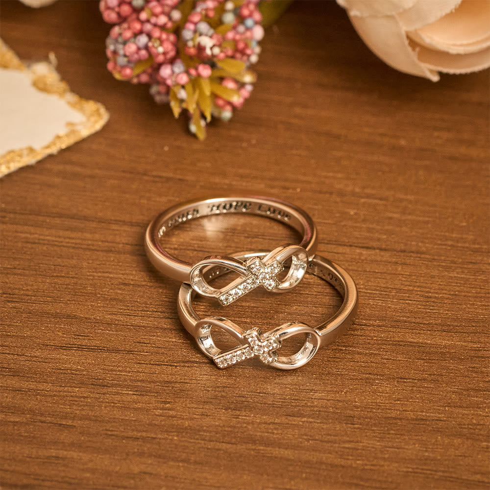 Christianartworkshop Eleganter offener Ring mit Unendlichkeitskreuz und Gravur: Symbol spiritueller Stärke und göttlicher Führung - image 4