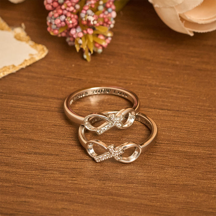 Christianartworkshop Eleganter offener Ring mit Unendlichkeitskreuz und Gravur: Symbol spiritueller Stärke und göttlicher Führung - image 4