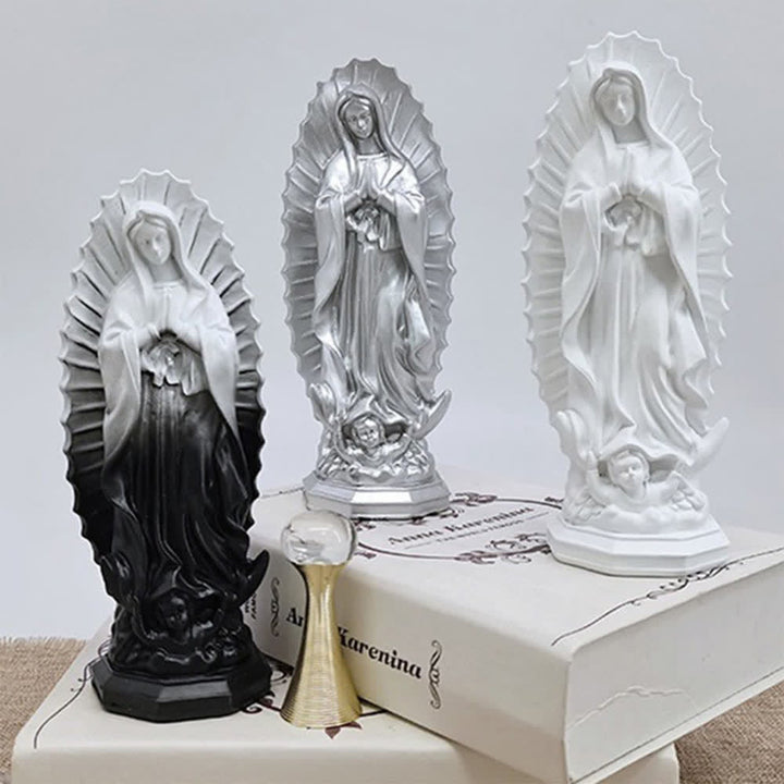 Moderne Statue der Jungfrau von Guadalupe von Christianartworkshop : Christliche Ästhetik für Ihr Zuhause - image 15