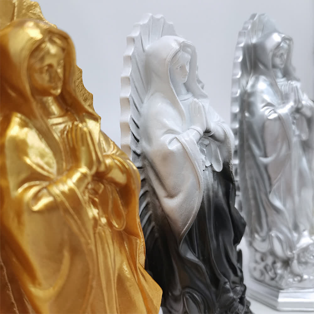 Moderne Statue der Jungfrau von Guadalupe von Christianartworkshop : Christliche Ästhetik für Ihr Zuhause - image 23