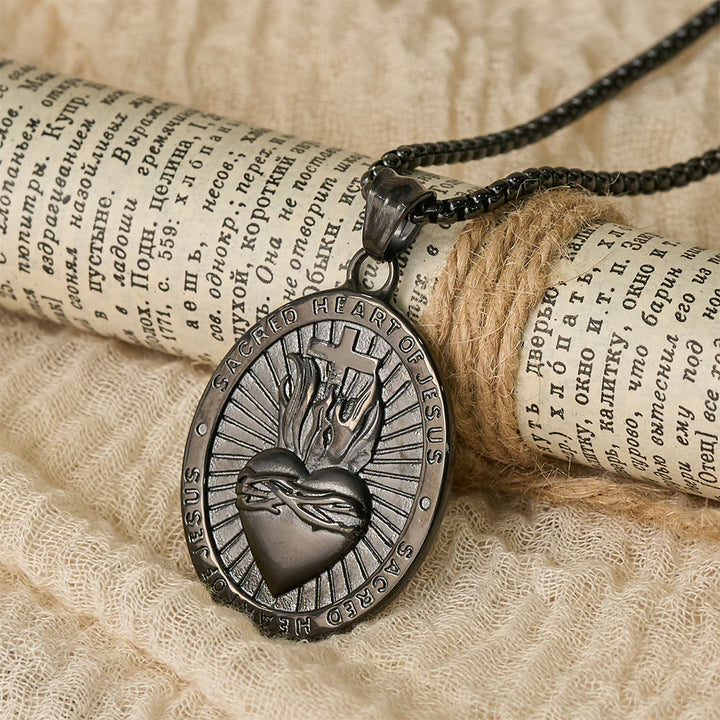Christianartworkshop Dreifarbige, doppelseitige Medaillonkette mit heiligem Herzen und Kreuz: Symbol der göttlichen Liebe - Schwarz - image 8