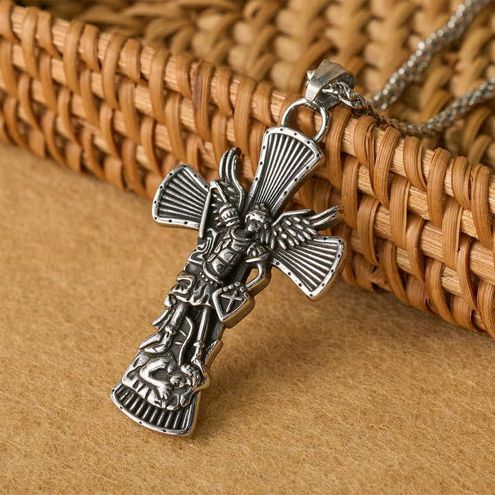 Christianartworkshop Kreuzanhänger mit dem Erzengel Michael, der Satan besiegt: Symbol des göttlichen Schutzes - Silber - image 2