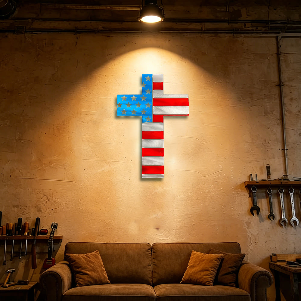 Christianartworkshop Präzisionsgeschnittenes amerikanisches Flaggenkreuz als Wanddekoration aus Metall: Heilige Symbolik für Zuhause und Herz - image 2