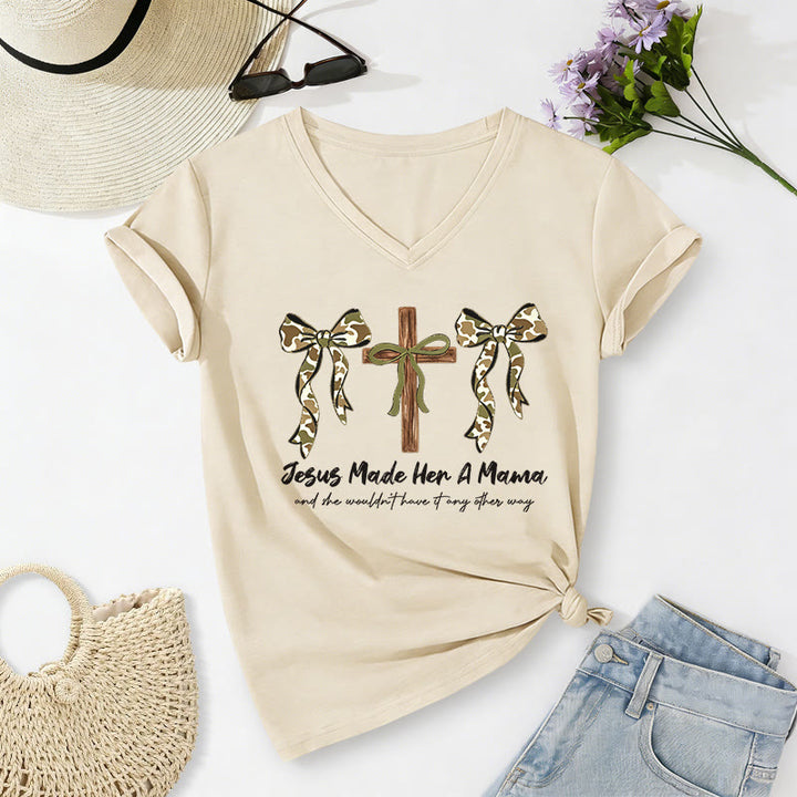Christianartworkshop Jesus hat sie zur Mutter gemacht und sie würde es nicht anders wollen. Lässiges T-Shirt mit V-Ausschnitt. - Beige - 2XL - image 6