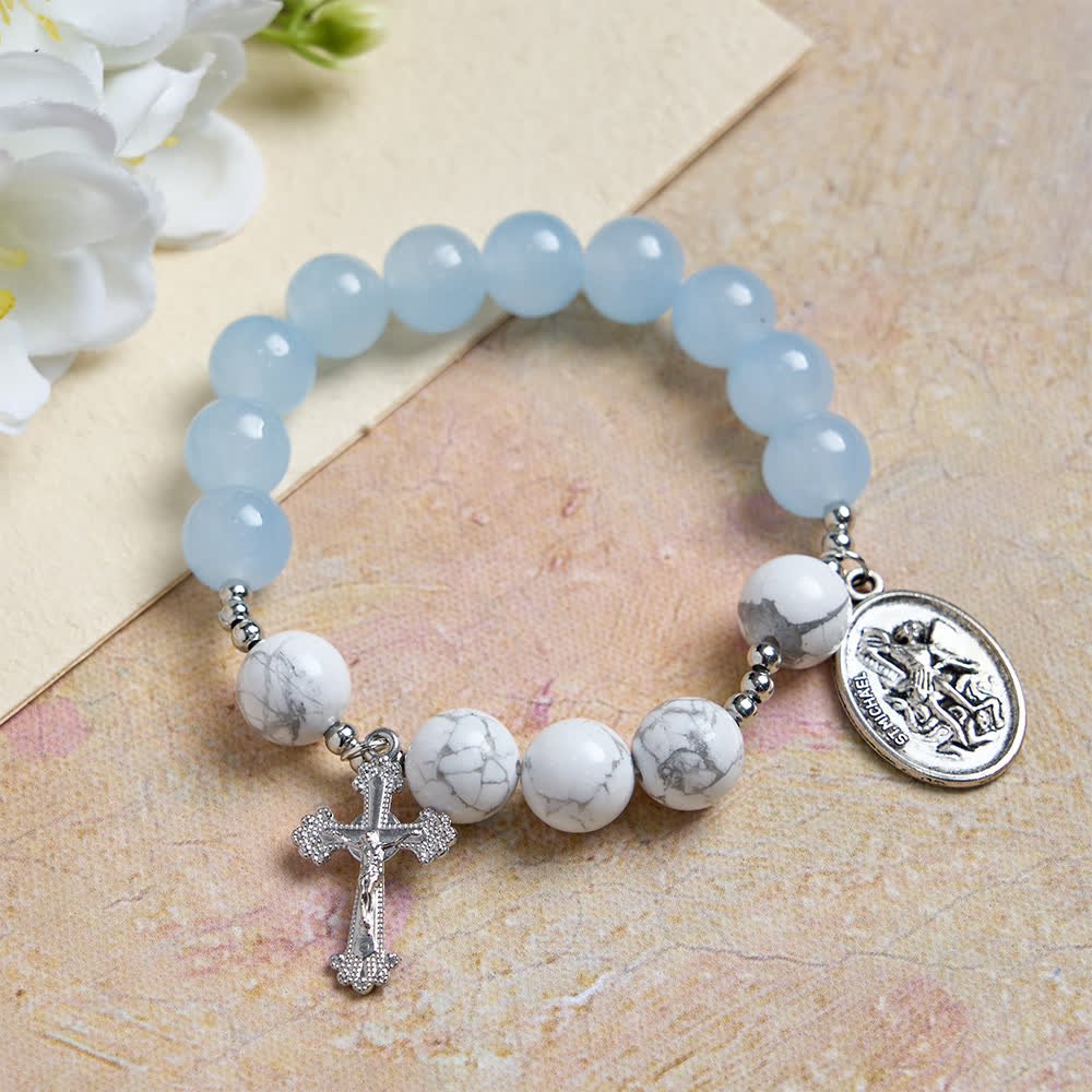 Christianartworkshop Armband aus natürlichem Howlithstein mit dem Heiligen Michael: Hellblau & Rosa – Doppelter spiritueller Schutz - Blau - image 9