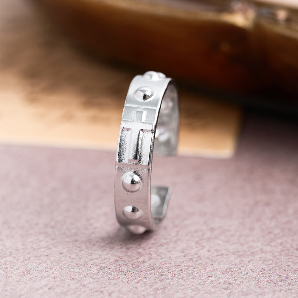 Christianartworkshop Minimalistischer, verstellbarer Statement-Ring mit heiligem Kruzifix: Symbol für Anmut, Hoffnung und stille Hingabe - image 3