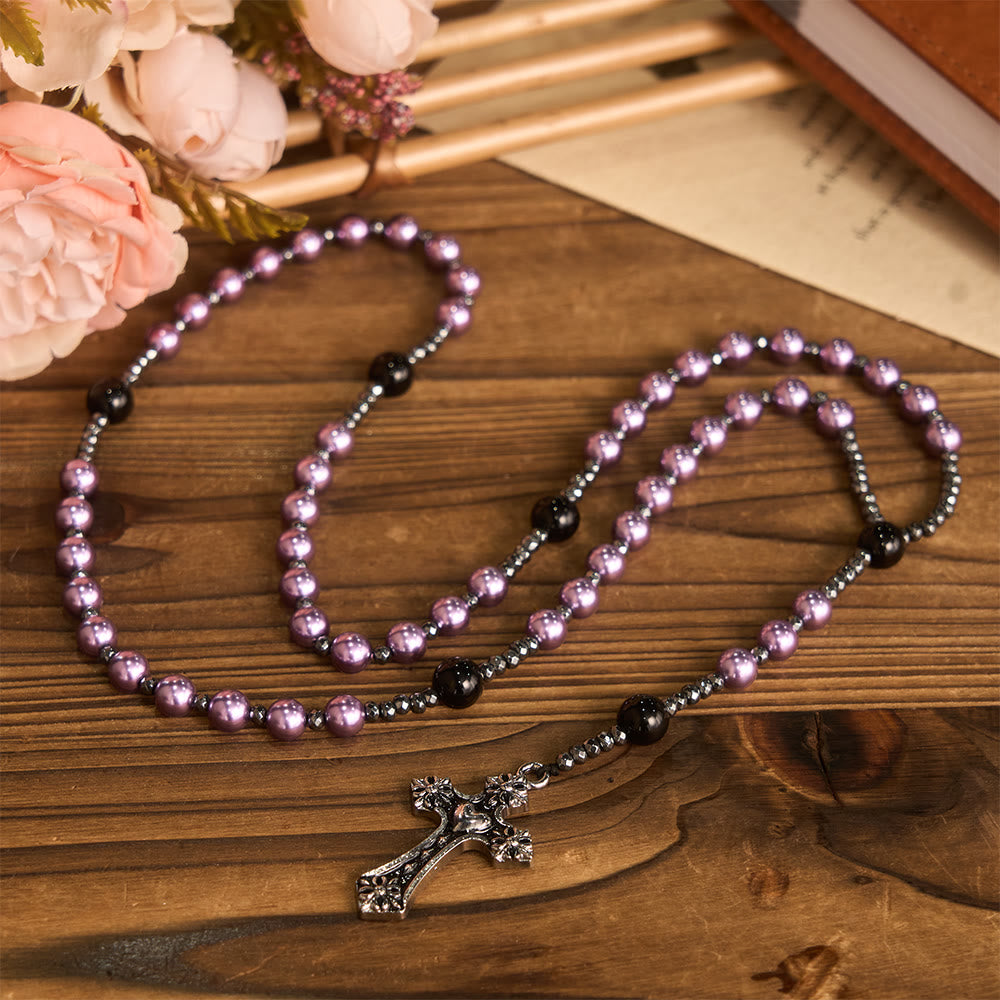 Christianartworkshop Rosenkranz aus vierfarbigen Glasperlen mit Herzmotivkreuz: Zeitloses Symbol des heiligen Gebets und des Glaubens - image 1