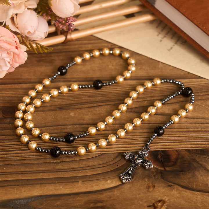 Christianartworkshop Rosenkranz aus vierfarbigen Glasperlen mit Herzmotivkreuz: Zeitloses Symbol des heiligen Gebets und des Glaubens - image 10