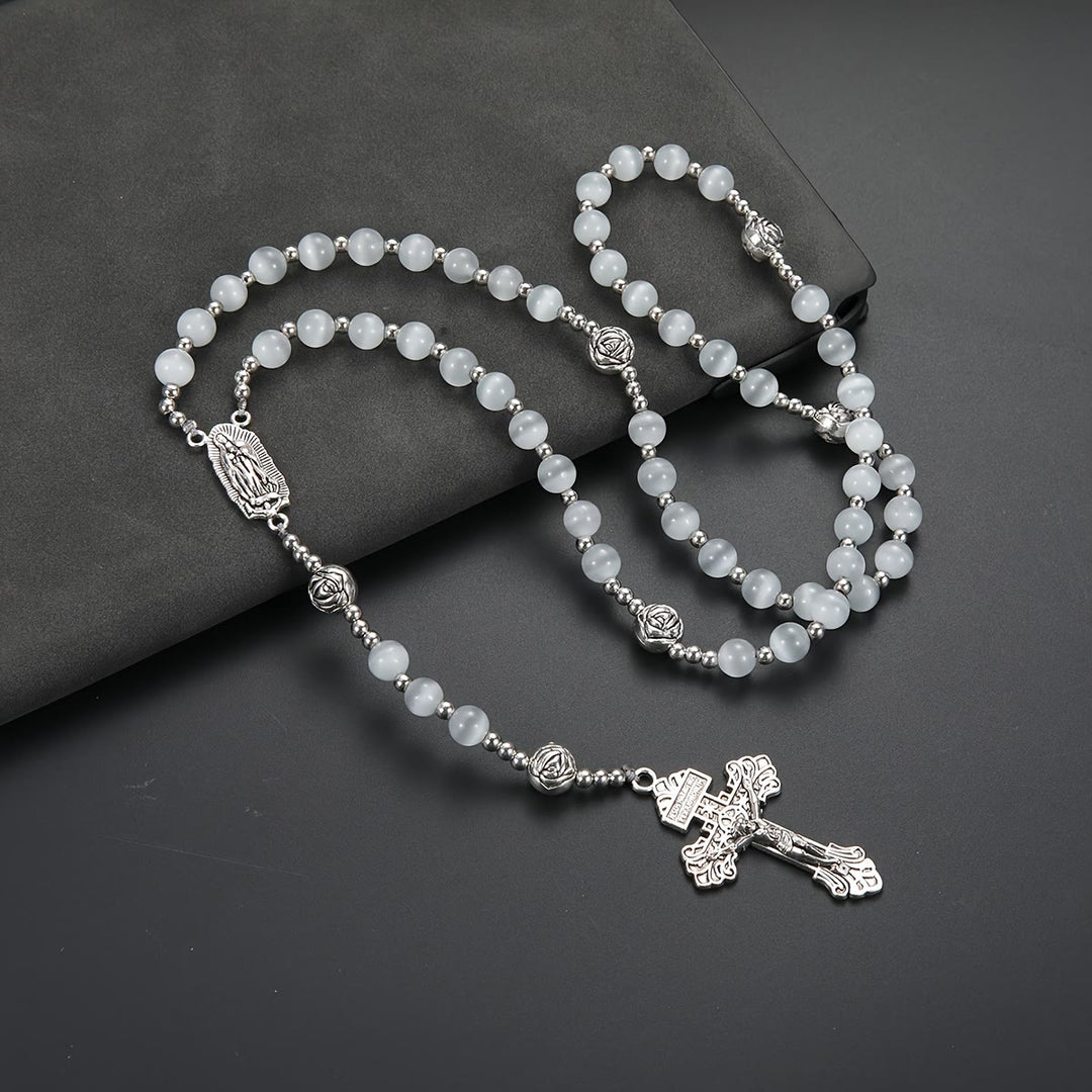 Christianartworkshop Leuchtender weißer Rosenkranz aus Katzenaugenstein mit Marienmedaille und kunstvollem Kruzifix - Rosenkranz aus weißem Katzenaugenstein - image 0