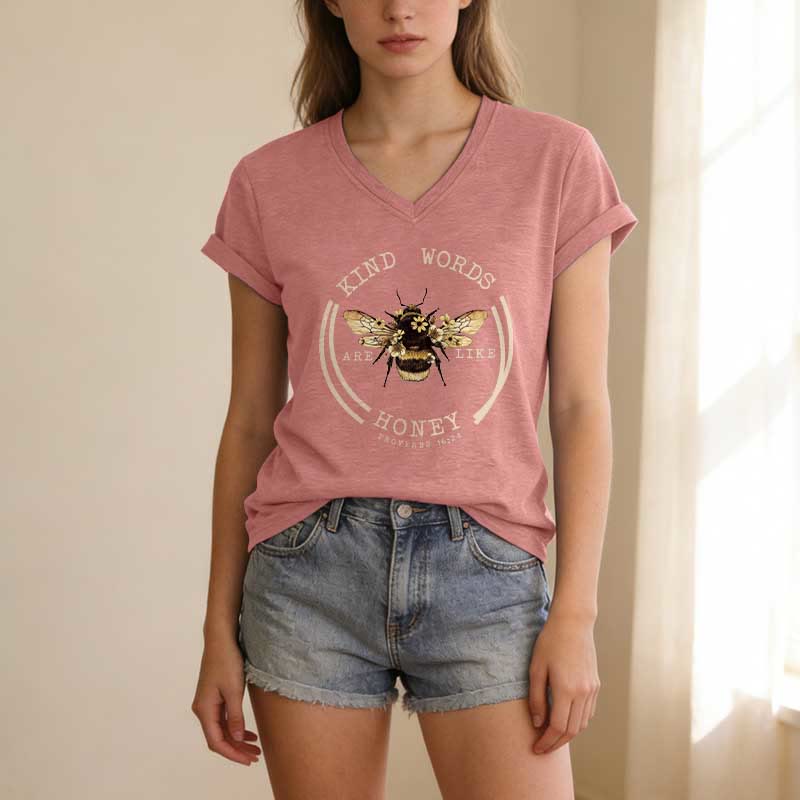 Christianartworkshop Freundliche Worte sind wie Honig (Sprüche 16,24) – Lässiges V-Ausschnitt-T-Shirt von Bee - image 11