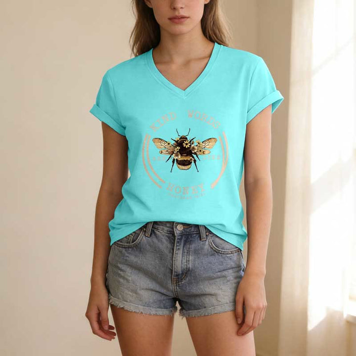 Christianartworkshop Freundliche Worte sind wie Honig (Sprüche 16,24) – Lässiges V-Ausschnitt-T-Shirt von Bee - image 9