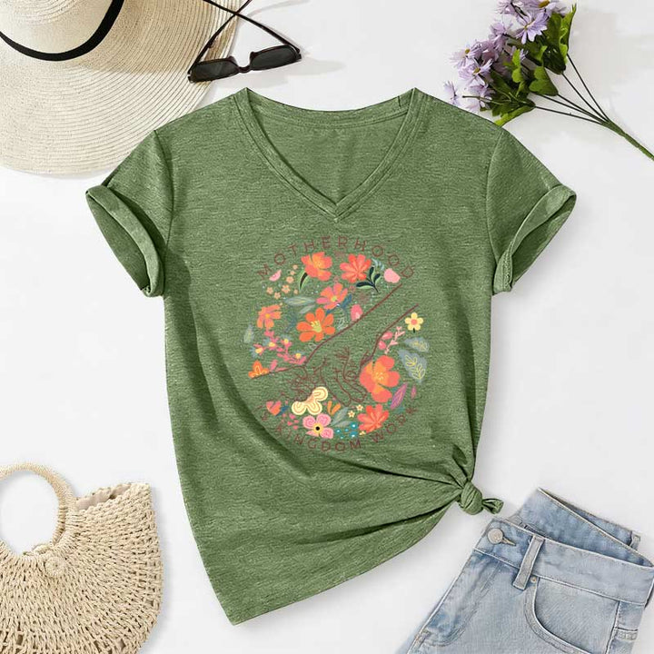 Christianartworkshop Mutterschaft ist Königreich – Arbeitsblumenmuster, handgefertigt, lässiges V-Ausschnitt-T-Shirt - Olivgrün - 2XL - image 2