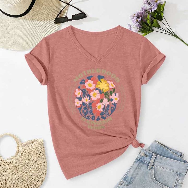 Christianartworkshop Boho Floral Motherhood Is Kingdom Work Casual V-Neck T-Shirt - Hellrosa - 2XL - image 12