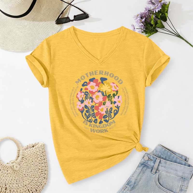 Christianartworkshop Boho Floral Motherhood Is Kingdom Work Casual V-Neck T-Shirt - Himmelblau - 2XL - image 8