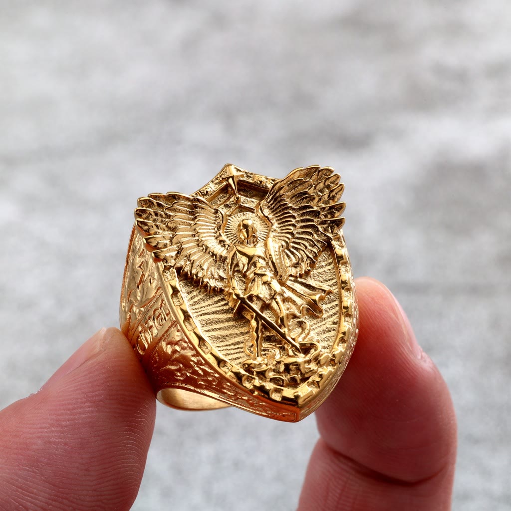 Christianartworkshop Ring mit dem Schild des Erzengels Michael: Zweifarbige Variante – Schmuckstück für den Finger, das Symbol des heiligen Schutzes und des Glaubens. - image 3