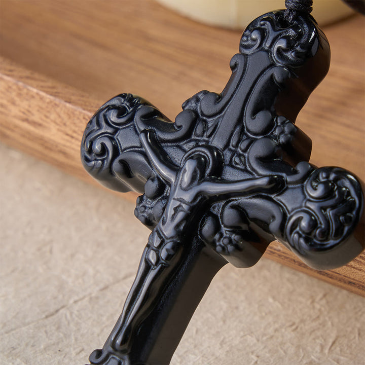 Christianartworkshop Klassische, handgefertigte Obsidian-Kruzifix-Halskette - image 10