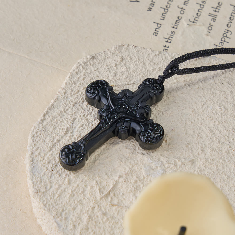 Christianartworkshop Klassische, handgefertigte Obsidian-Kruzifix-Halskette - image 4