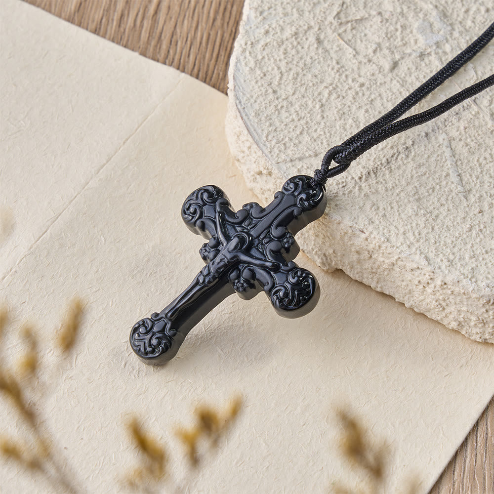 Christianartworkshop Klassische, handgefertigte Obsidian-Kruzifix-Halskette - image 8