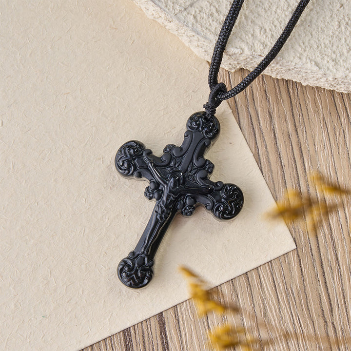 Christianartworkshop Klassische, handgefertigte Obsidian-Kruzifix-Halskette - image 3