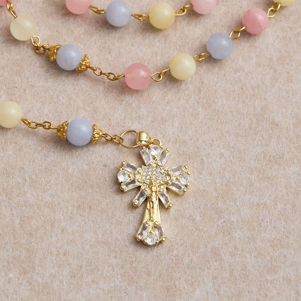 Christianartworkshop Rosenkranz aus pastellfarbenen Morganitperlen mit funkelndem Kruzifix und Marienbild - image 6