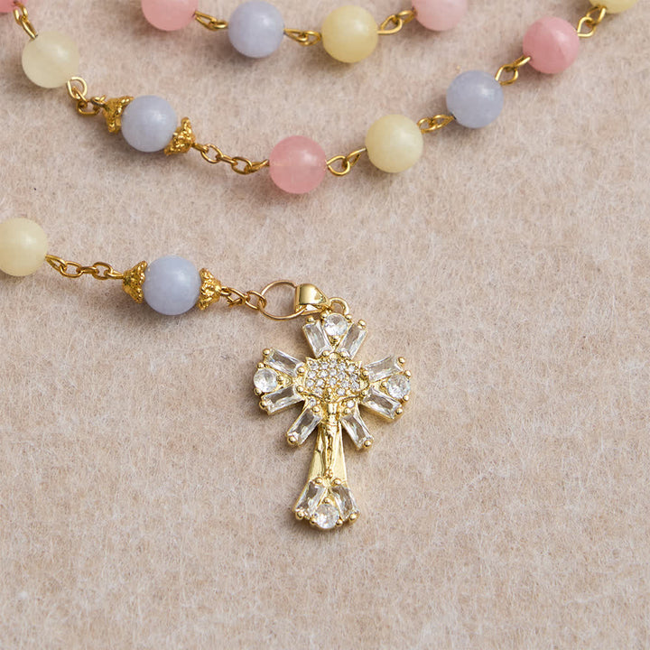 Christianartworkshop Rosenkranz aus pastellfarbenen Morganitperlen mit funkelndem Kruzifix und Marienbild - image 6