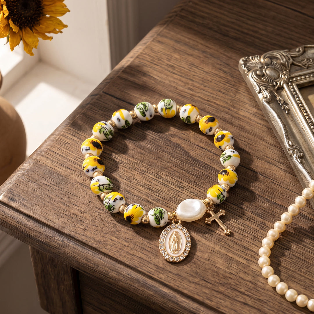 Christianartworkshop Florales Keramik-Porzellan-Armband mit Marienmedaille und Kreuzanhänger (3 Ausführungen) - image 3