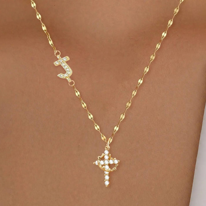 Christianartworkshop Personalisierte Halskette mit Krone und Kreuz in Gold- und Silberoptik mit AZ-Anfangsbuchstaben: Individueller Anhänger mit Monogramm des heiligen Glaubens - J - Golden - image 12