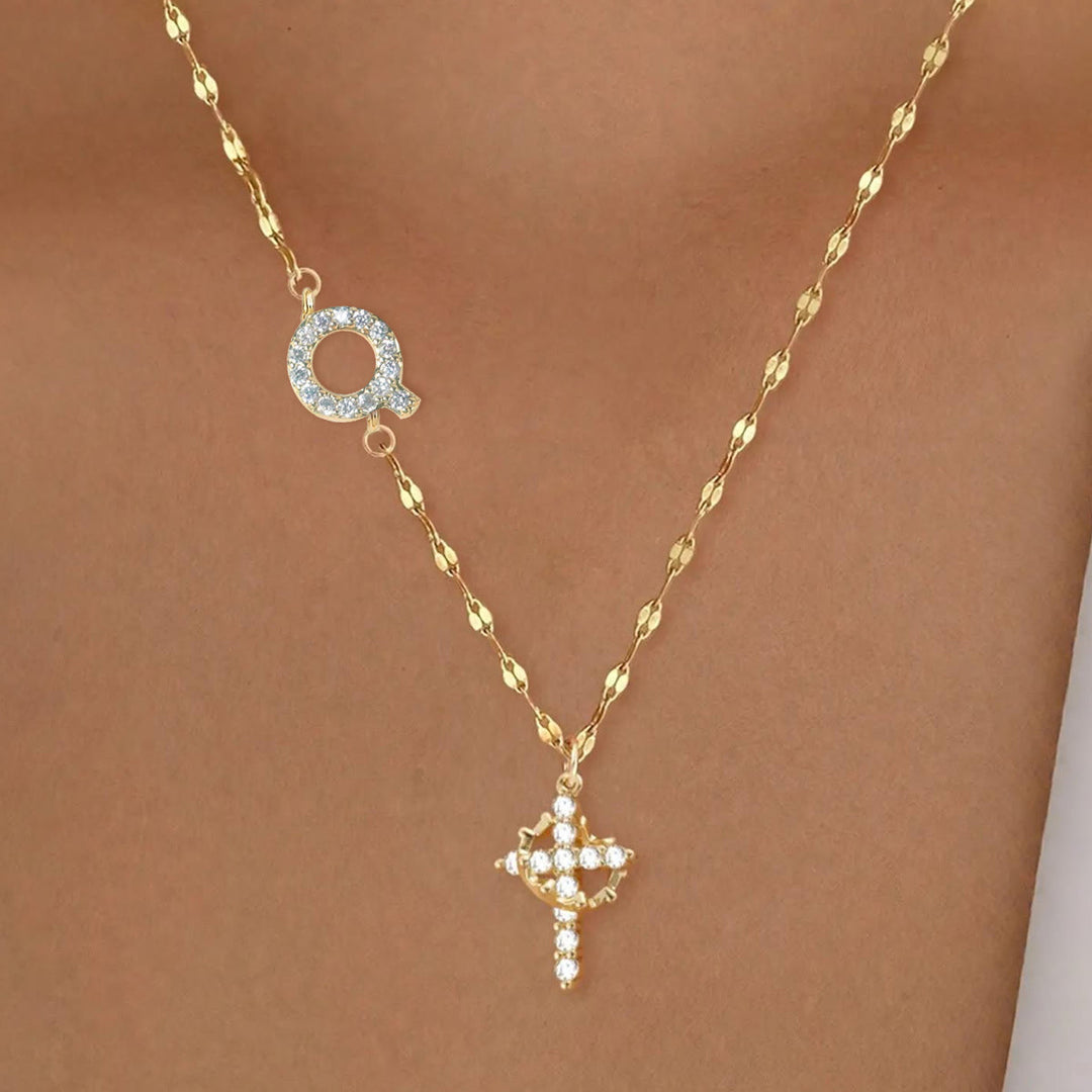 Christianartworkshop Personalisierte Halskette mit Krone und Kreuz in Gold- und Silberoptik mit AZ-Anfangsbuchstaben: Individueller Anhänger mit Monogramm des heiligen Glaubens - Q - Golden - image 19