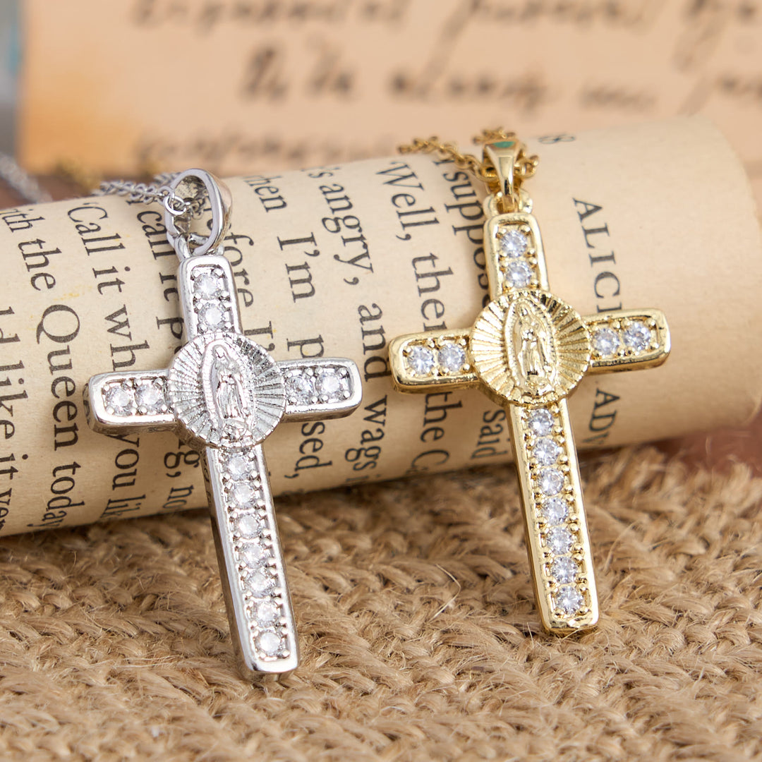 Christianartworkshop Funkelnde Halskette mit Marienkreuz und Zirkonia-Einlage: Elegantes Schmuckstück für jeden Tag, das den Glauben symbolisiert. - image 0