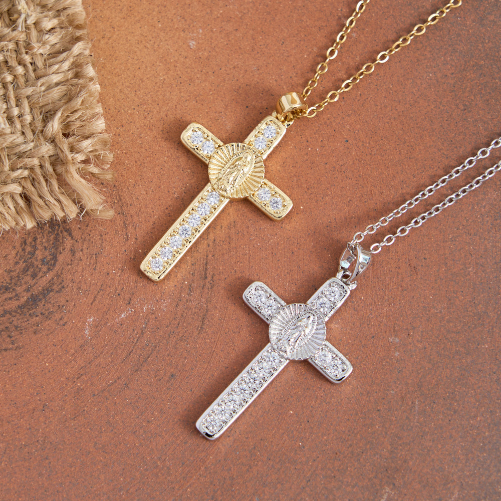 Christianartworkshop Funkelnde Halskette mit Marienkreuz und Zirkonia-Einlage: Elegantes Schmuckstück für jeden Tag, das den Glauben symbolisiert. - image 1