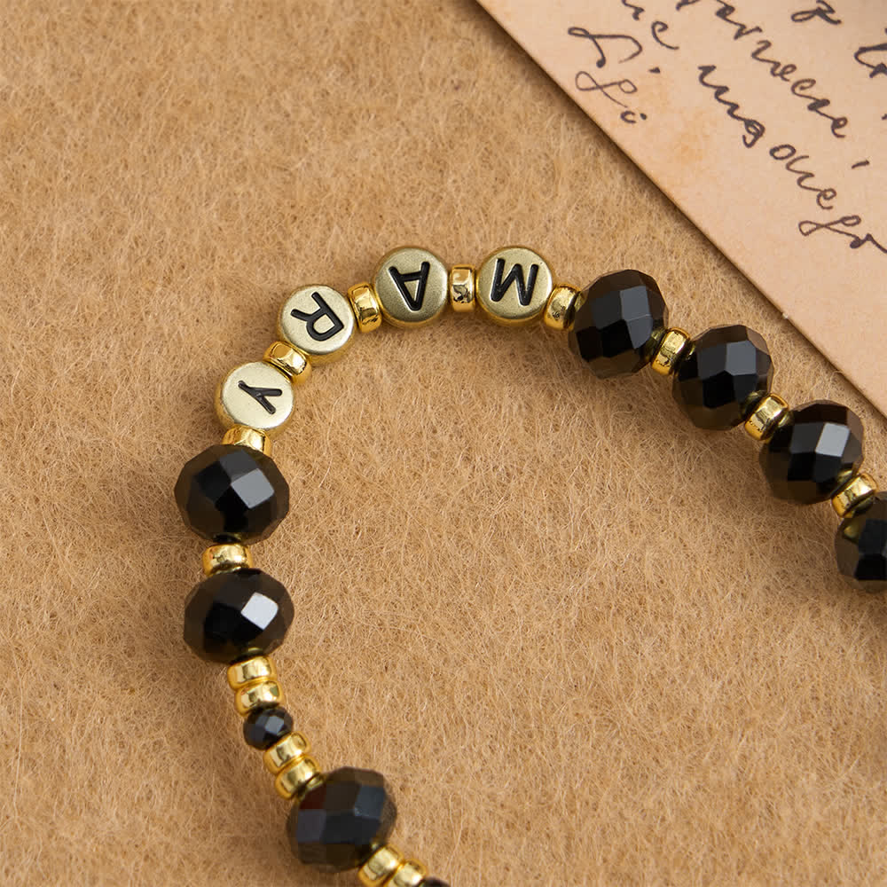 Christianartworkshop Schwarzer Rosenkranz aus facettiertem Glas mit Jungfrau Maria und individuellen Namensbuchstaben für Mama - image 6