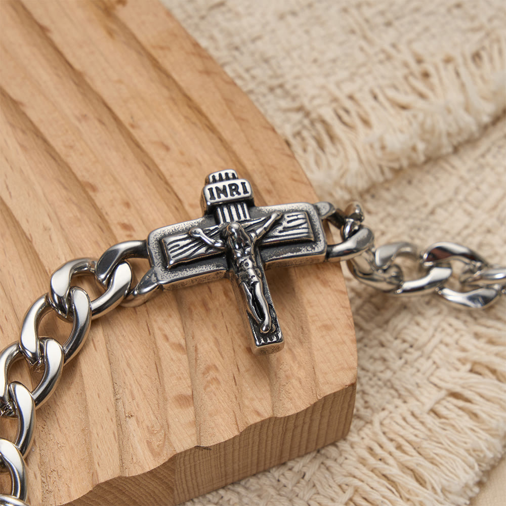 Christianartworkshop Robustes kubanisches Gliederarmband mit Kreuzmotiv und INRI-Details - image 2