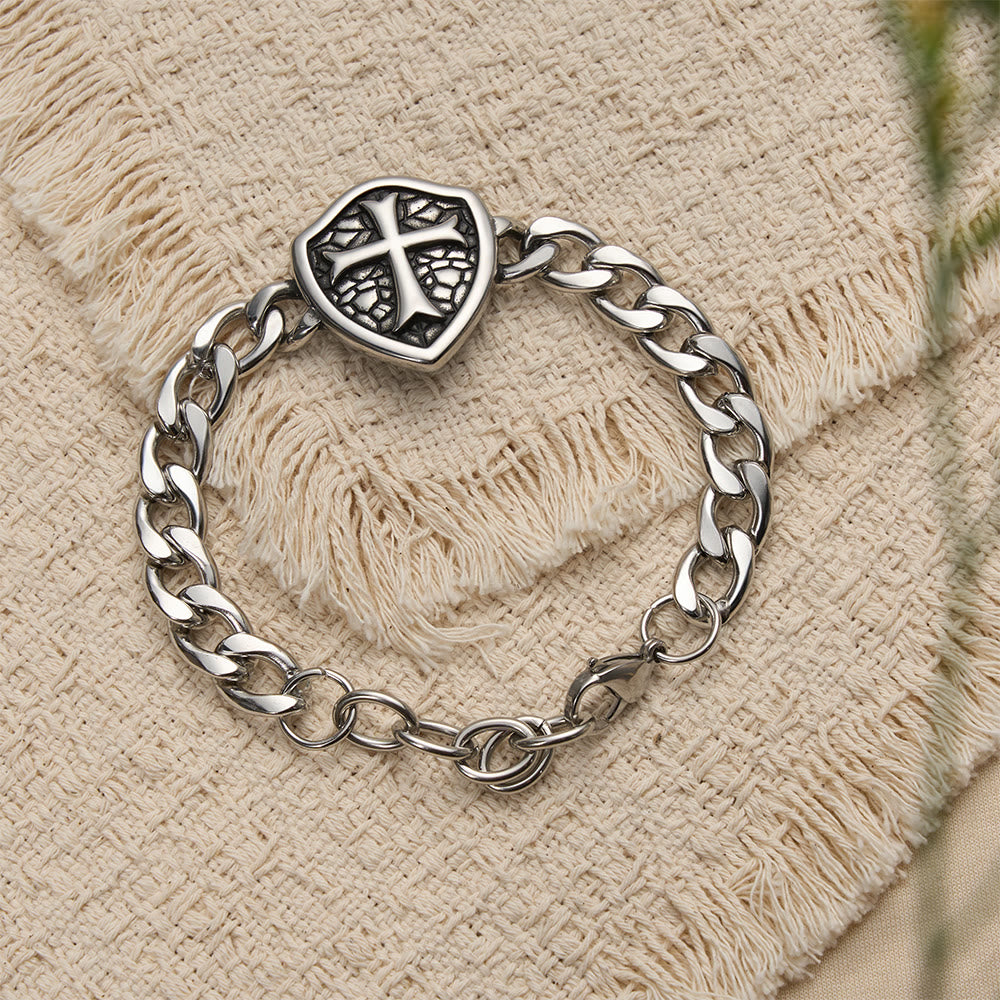 Christianartworkshop Schweres Gliederarmband mit strukturierter Schildkreuzform: Symbol für unerschütterlichen Glauben und Stil - image 1