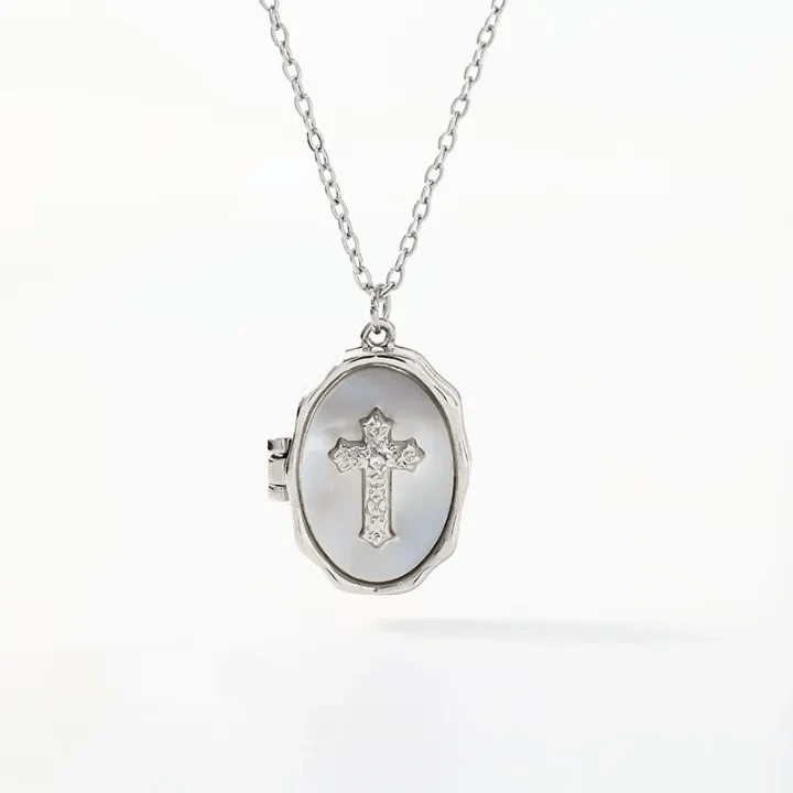 Christianartworkshop Aufklappbare Kreuzmedaillon-Halskette mit Perlmutt-Einlage: Eine Erinnerung an die göttliche Liebe - Silber - image 6
