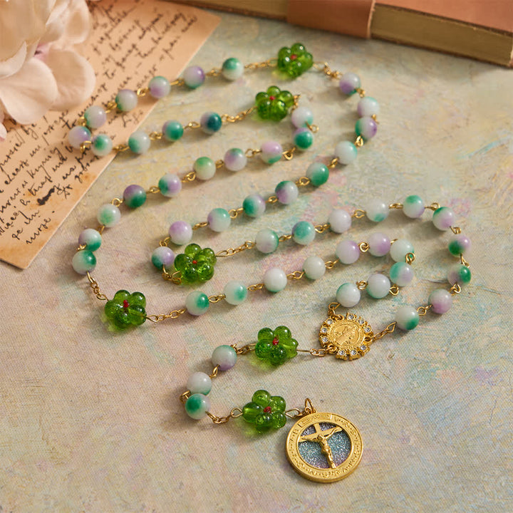 Christianartworkshop Rosenkranz aus violettem Chalcedon mit grüner Blume und funkelndem Kruzifix - Der heilige Benedikt und das Kruzifix - image 0
