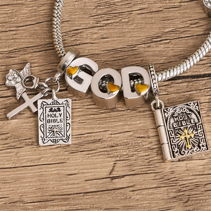 Christianartworkshop Armband mit Kreuz und Bibelversen: Ein Symbol unerschütterlichen Glaubens und göttlicher Liebe - image 4