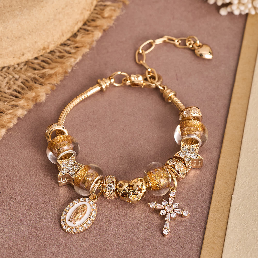 Christianartworkshop Prunkvolles Armband mit Anhängern der Jungfrau Maria und des Kreuzes: Ein strahlendes Symbol marianischer Gnade und Erlösung - image 1