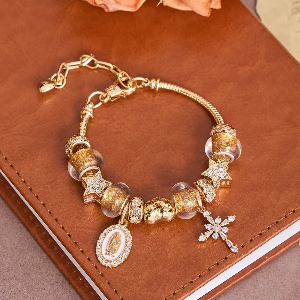 Christianartworkshop Prunkvolles Armband mit Anhängern der Jungfrau Maria und des Kreuzes: Ein strahlendes Symbol marianischer Gnade und Erlösung - Unsere Liebe Frau und das Kreuz - image 0