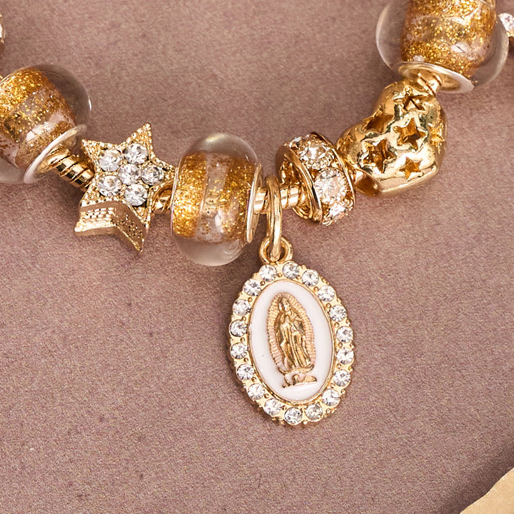 Christianartworkshop Prunkvolles Armband mit Anhängern der Jungfrau Maria und des Kreuzes: Ein strahlendes Symbol marianischer Gnade und Erlösung - image 4