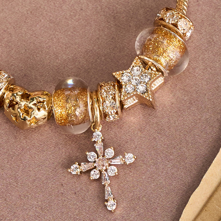 Christianartworkshop Prunkvolles Armband mit Anhängern der Jungfrau Maria und des Kreuzes: Ein strahlendes Symbol marianischer Gnade und Erlösung - image 5