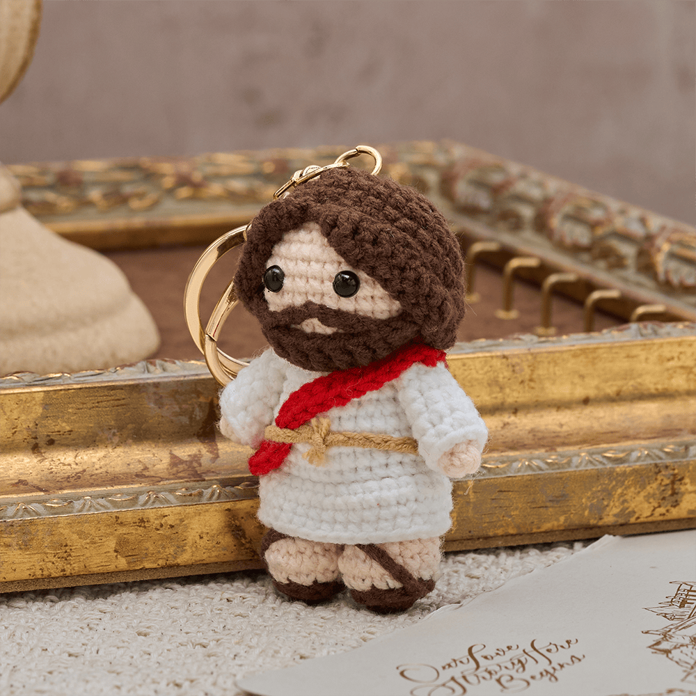 Christianartworkshop Handgehäkelter Jesus-Schlüsselanhänger im Q-Stil: Ein Symbol sanfter Liebe und göttlichen Trostes - image 4