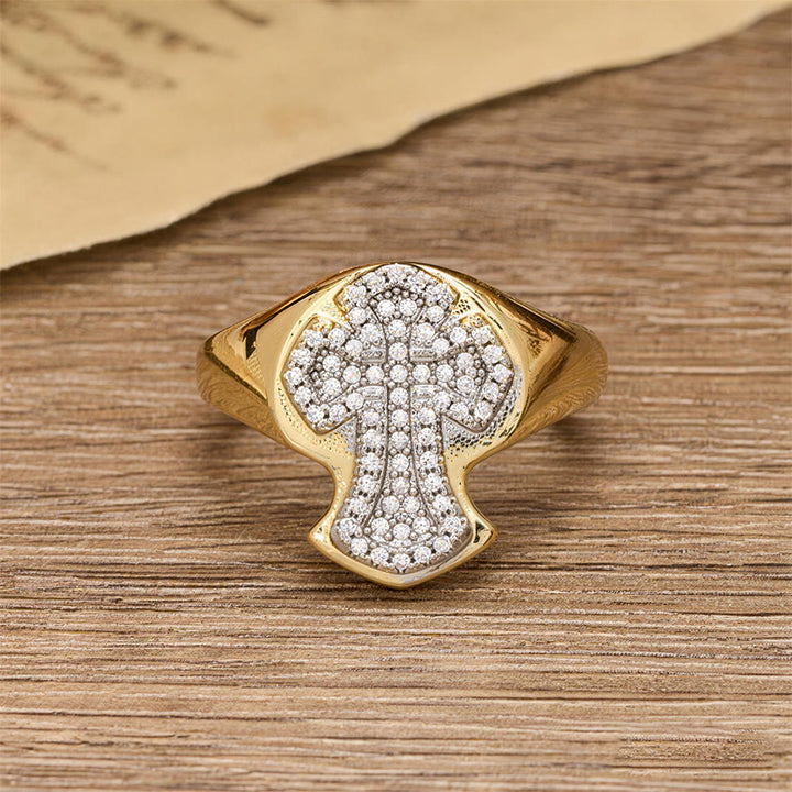 Christianartworkshop Statement-Ring mit breitem Pavé-Kreuz: Ein zeitloses Symbol der erlösenden Gnade - image 1