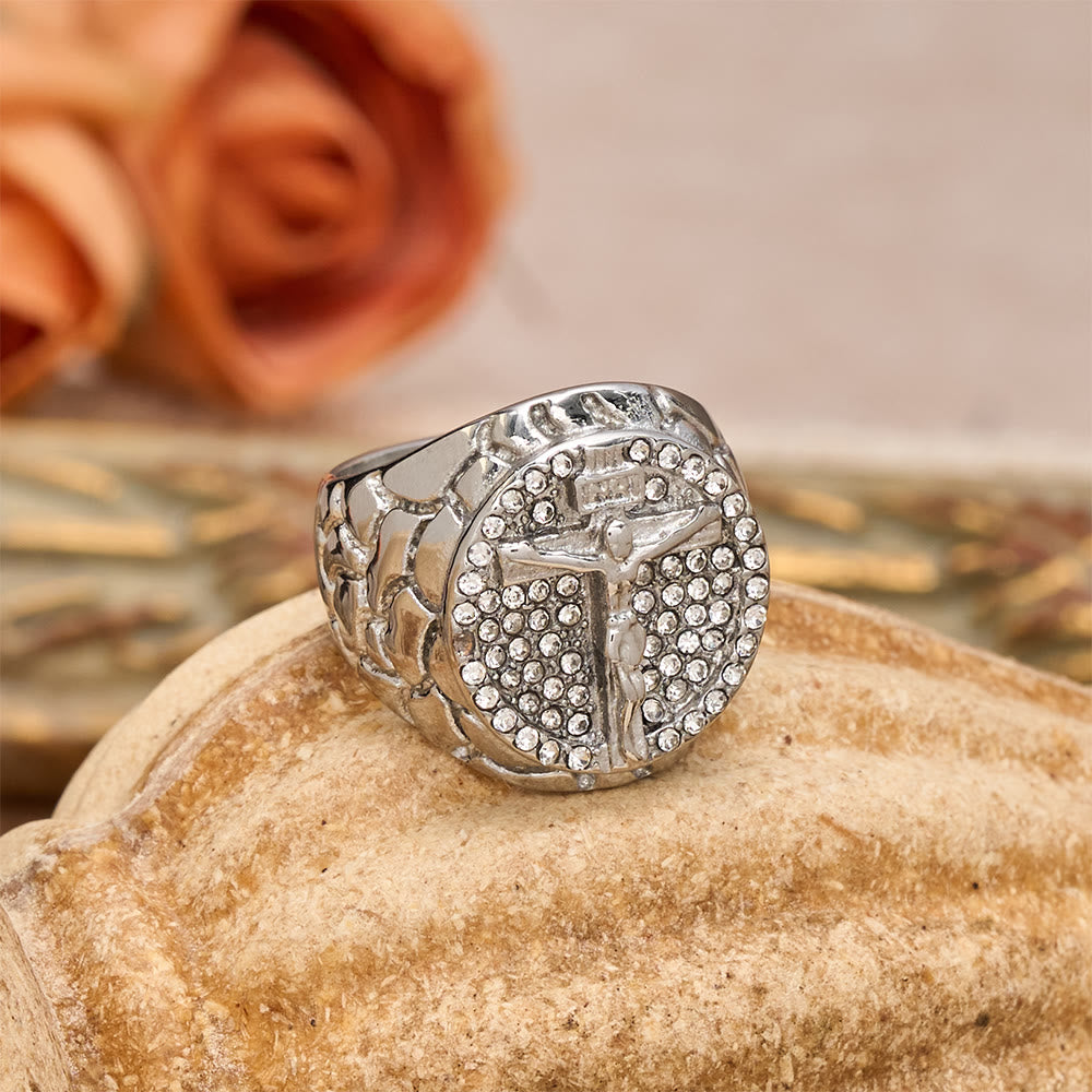 Christianartworkshop Ausdrucksstarker INRI-Kruzifix-Zirkon-Ring: Ein Symbol unerschütterlichen Glaubens an die Erlösung - image 9